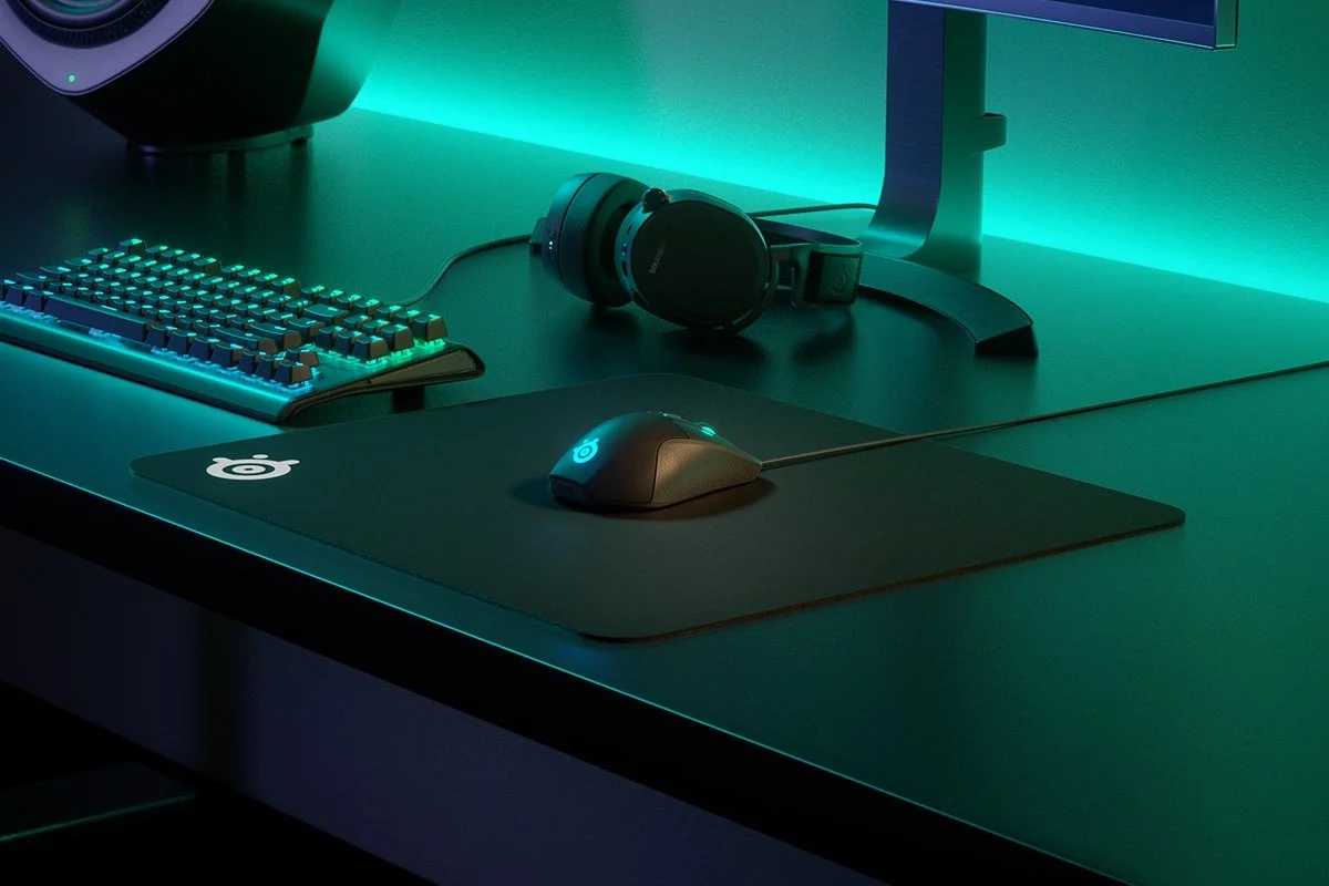 SteelSeries QcK mouse pad - top view